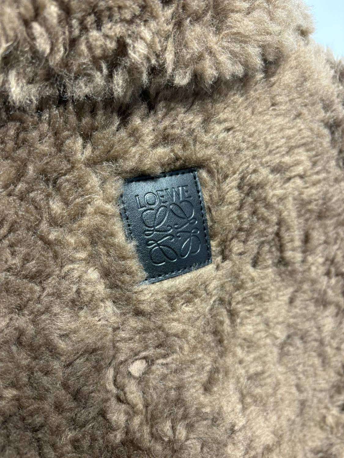 Loewe Men's Logo Shearling Wool Fur Spring/Fall Oversized Collar Contrast-Color Embossed Zipper Jacket Ngvp #2541