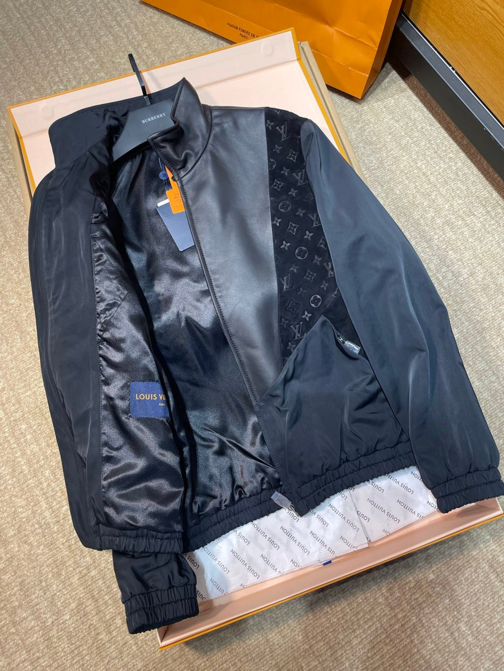 Louis Vuitton Men's Spring/summer Casual Fashion Solid Color Logo Embossed Zipper Cuff Elastic Mixed Leather Sports Jacket #78366