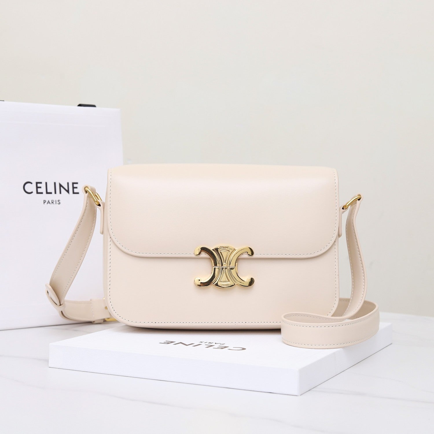 Celine Teen Triomphe Glossy Cow Leather Handbags Women's Temperament Luxury Solid Colour Temperament Crossbody Bag Logo Handbags Bag Bags #71965