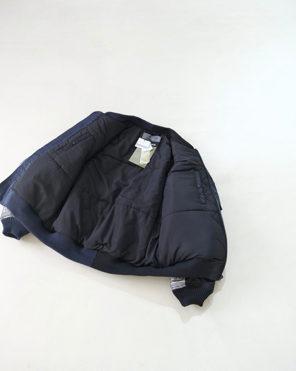 NEIGHBORHOOD x Yohji Yamamoto Men's Fall/Winter Joint Signature Labeling Short And Wide Design All Cowhide Slider #332621