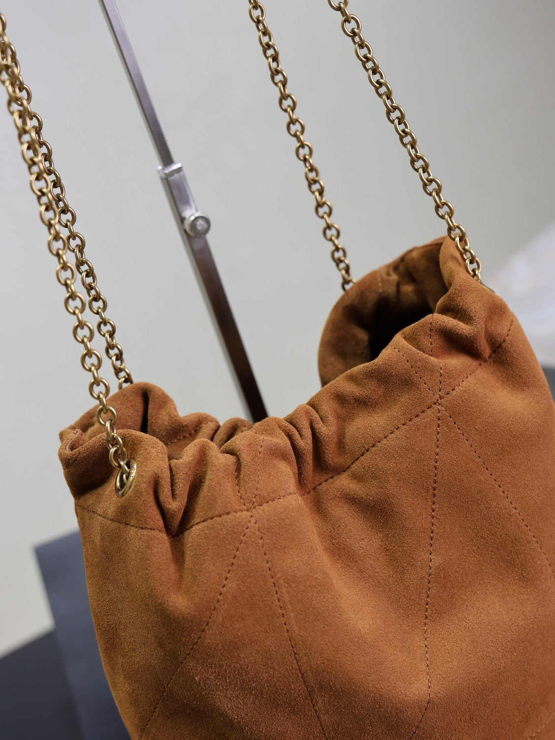 SAINT LAURENT JAMIE POCHON Women's Solid Colour Suede Leather Metal Chain Tote Shoulder Bag Bags #76824