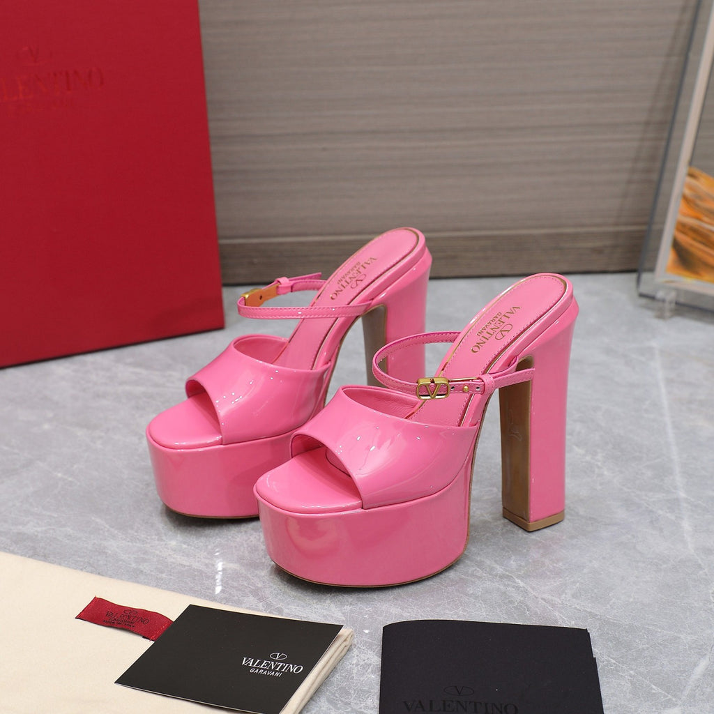 Valentino Spring And Summer Waterproof Platform Patent Leather High Heels Fashion Heightening Sexy Temperament Elegant Slippers Sandals Shoes Waterproof Platform 4cm Heel Height 15.5cm #81145