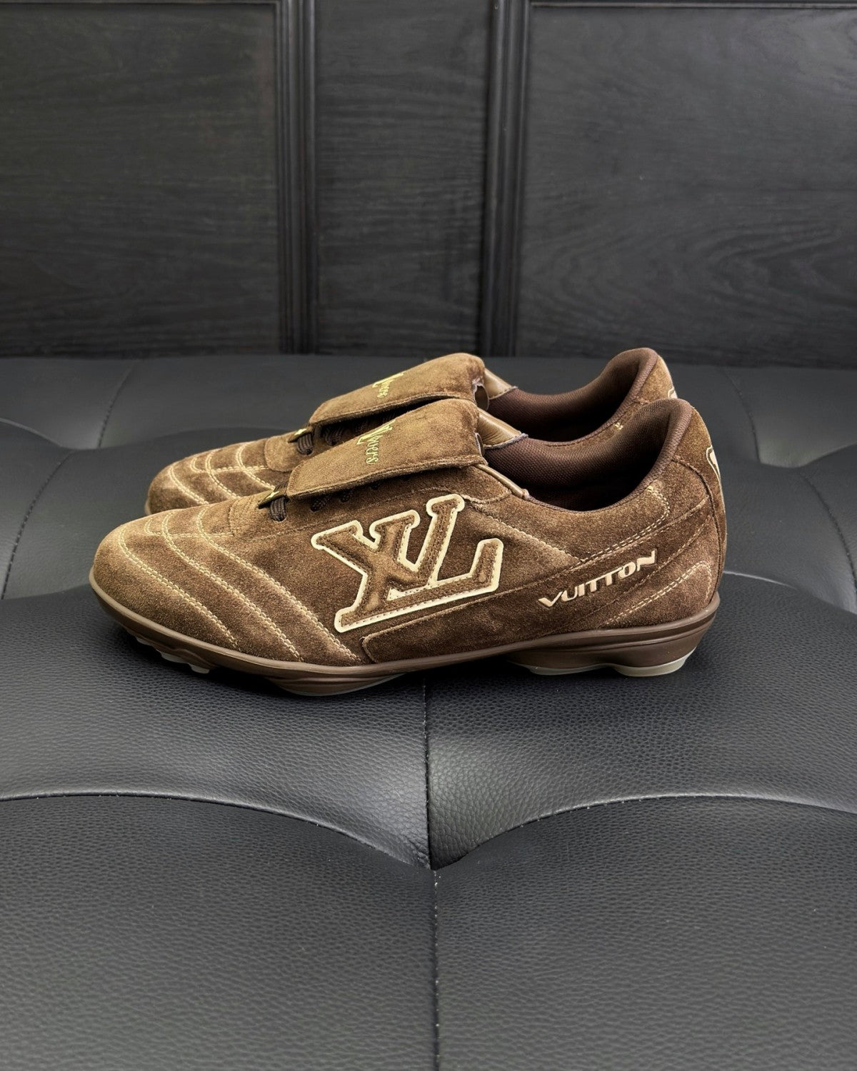 Louis Vuitton LV Footprint Soccer Men's And Women's Solid Color Suede Leather Round Toe Lace-up Low-top Sneakers Shoes #77695