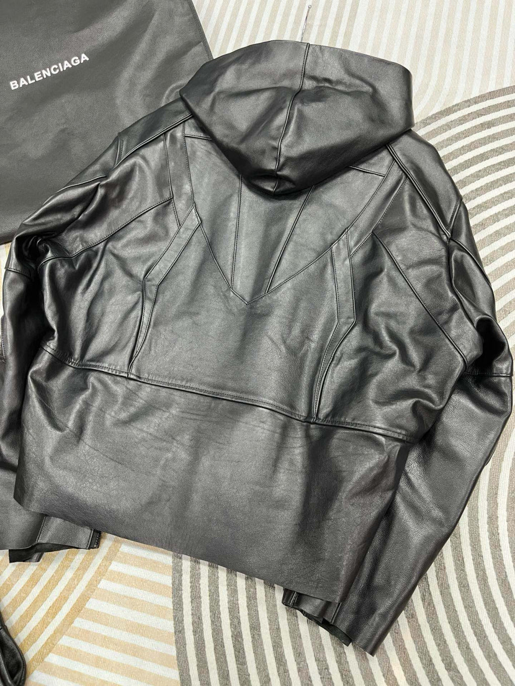 Balenciaga Men's Women's Autumn And Winter High Street Solid Color Cowhide Zipper Long Sleeve Loose BIKER Hooded Jacket Ngvp #8578