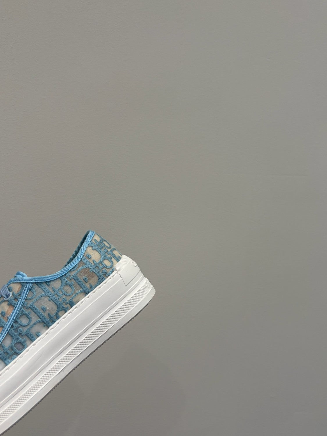 DIOR Walk n Dior Platform Sneaker Sky Blue Dior Oblique Embroidered Mesh #386883