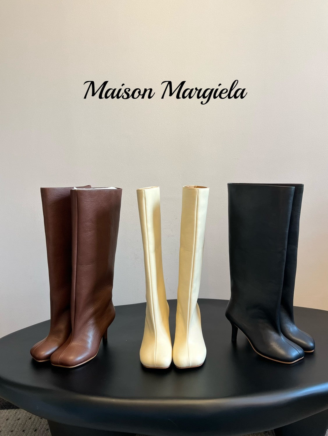 Maison Margiela Women's Fall/Winter Fashion Classic Leather Square-Toe Sleeve Heeled Long Leather Horseshoe Boots High Boots Shoes#79315