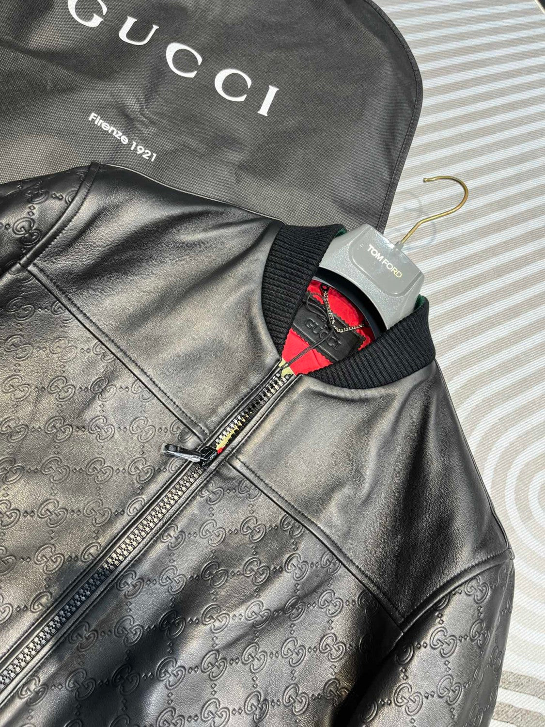 Gucci Men's Spring And Autumn Black Embossed Logo Printed Zipper Leather Baseball Jersey Long Sleeve Jacket #72616