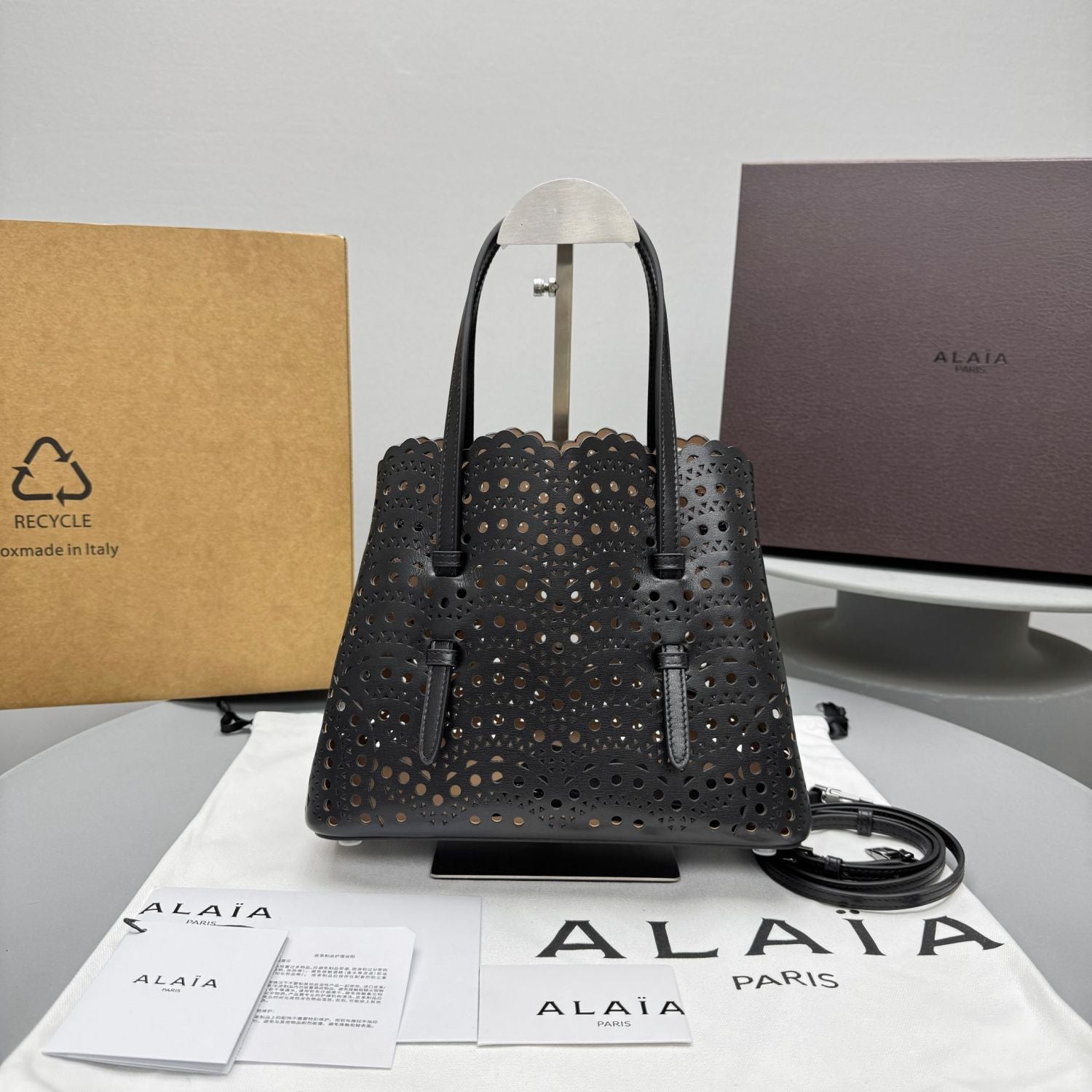 Alaïa Mina 25 Bag in Vienne Wave Calfskin #336432