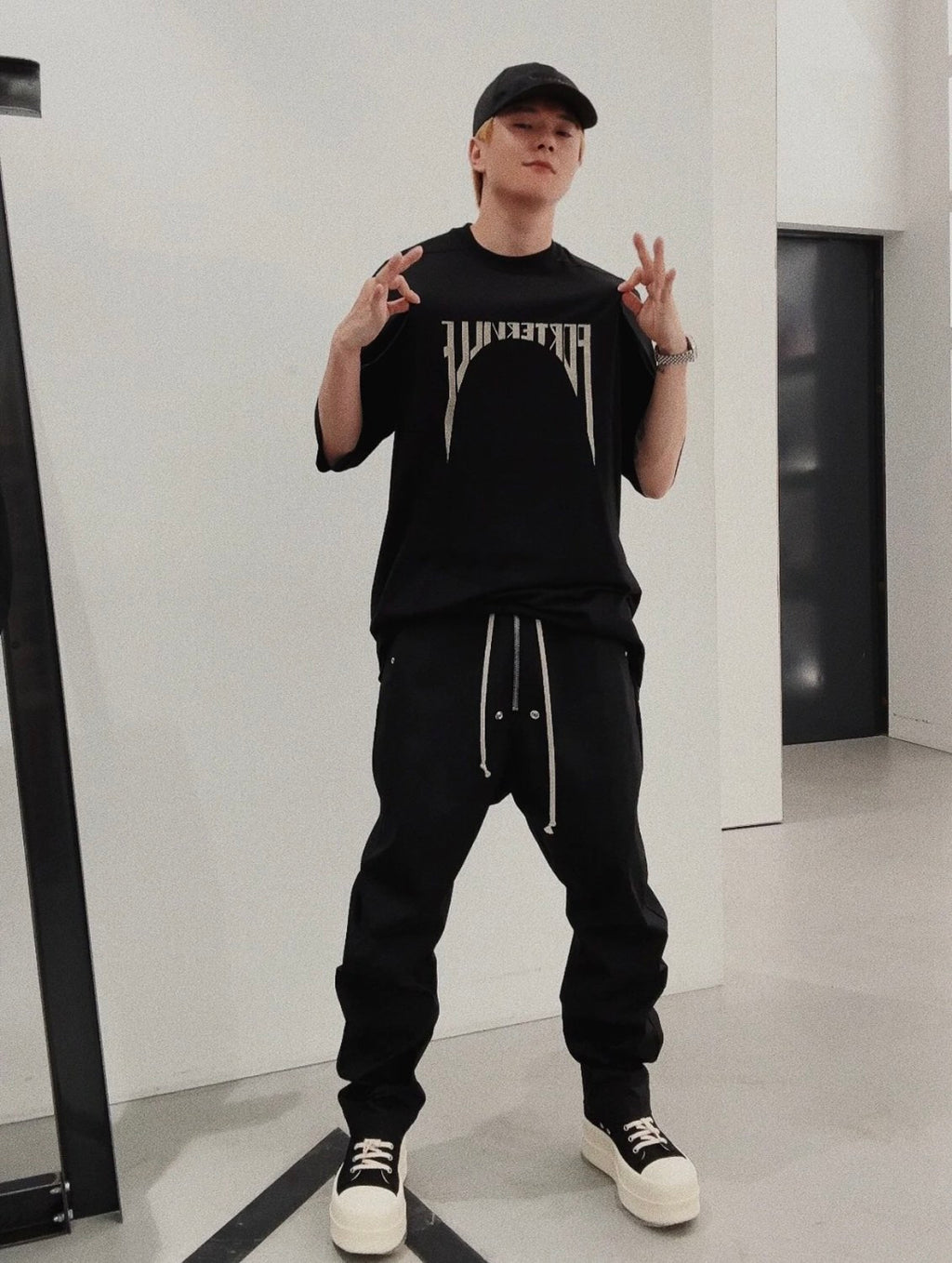 Rick Owens Men's Summer Embroidered Logo Round Neck Cotton Loose Black Short Sleeve T-Shirt Ngvp #9377
