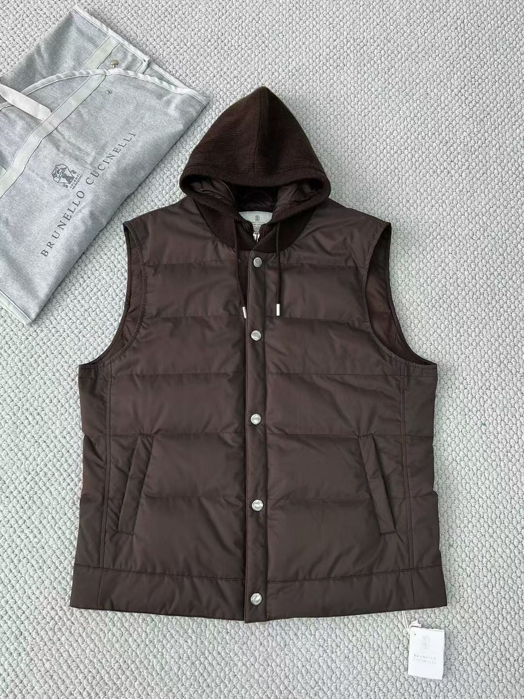 Brunello Cucinelli Men's Fall/Winter High-Street Color-Blocked Single-Breasted Solid Sleeveless Hooded Down Vest Ngvp #2321