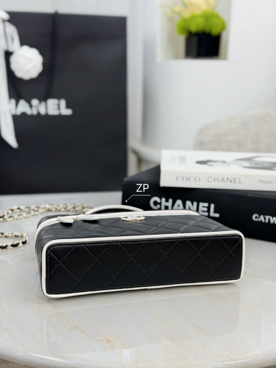 Chanel Panda LP Box #384204