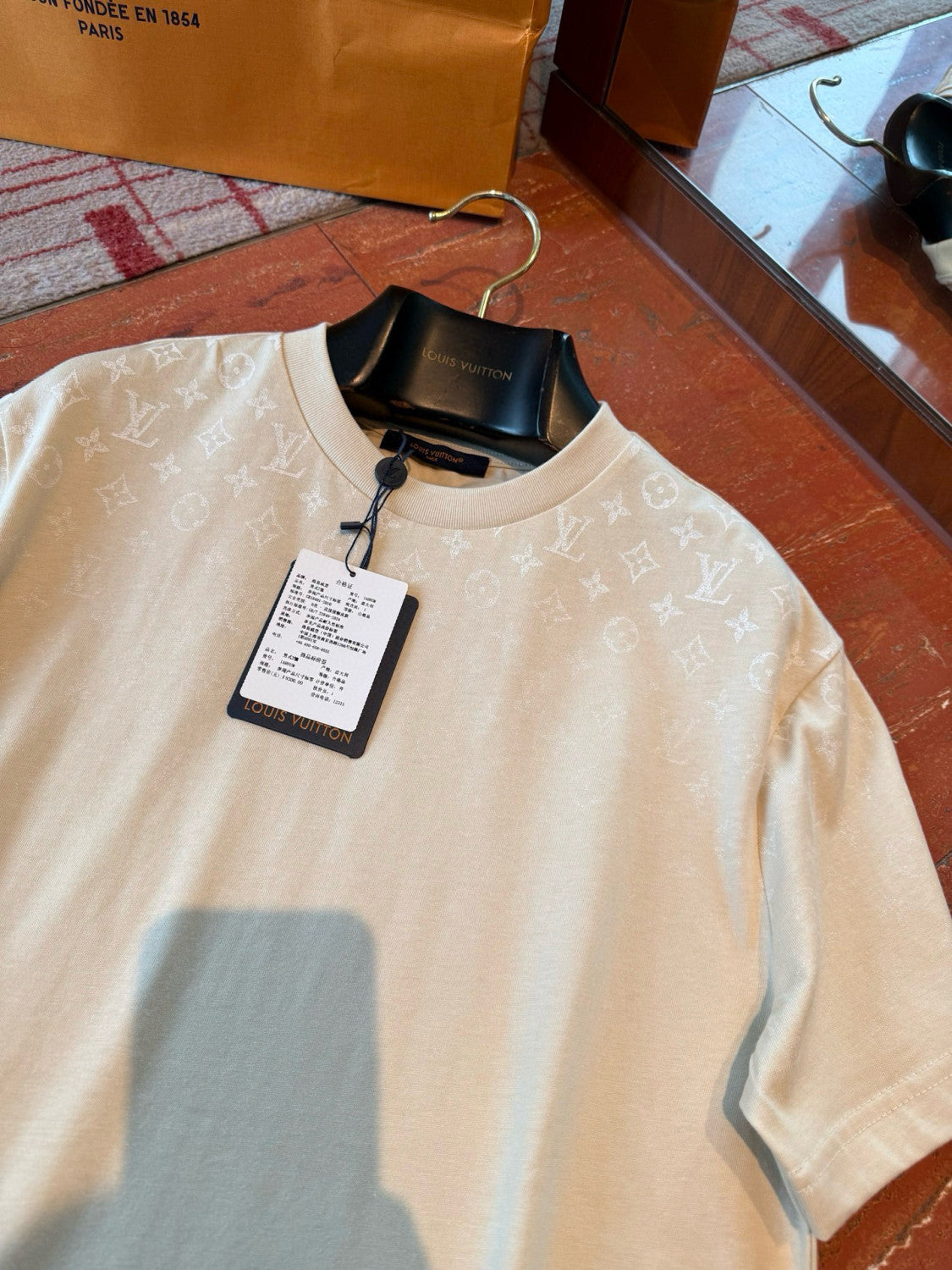 Louis Vuitton Men's Summer Solid Color Gradient Print Round Neck Cotton Short Sleeve T-Shirt #76738