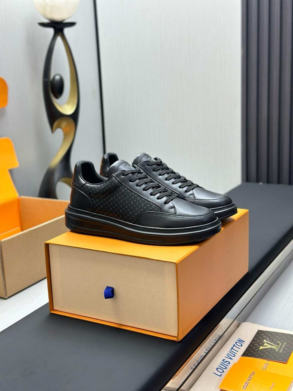 Louis Vuitton BEVERLY HILLS Men's and Women's Spring/Summer Fashion Casual Round Toe Lace-Up Solid Color Denim Leather Fabric Casual Shoes Sneakers Shoes #78446