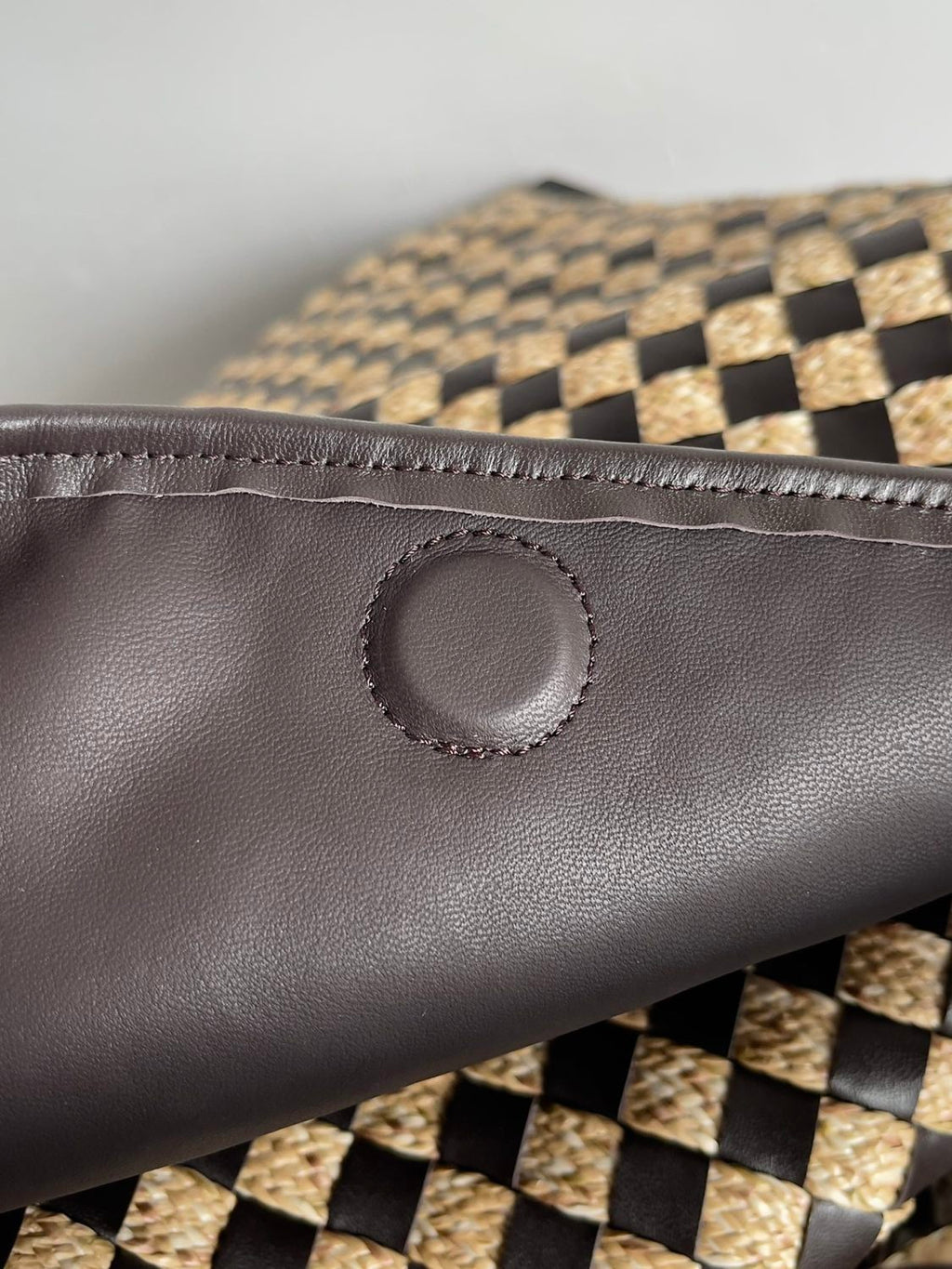 Bottega Veneta HOP Raffia And Leather Hop Shoulder Bag Stylish Modern Handheld Shoulder Bag Women's Fashionable Casual Tote #81889A