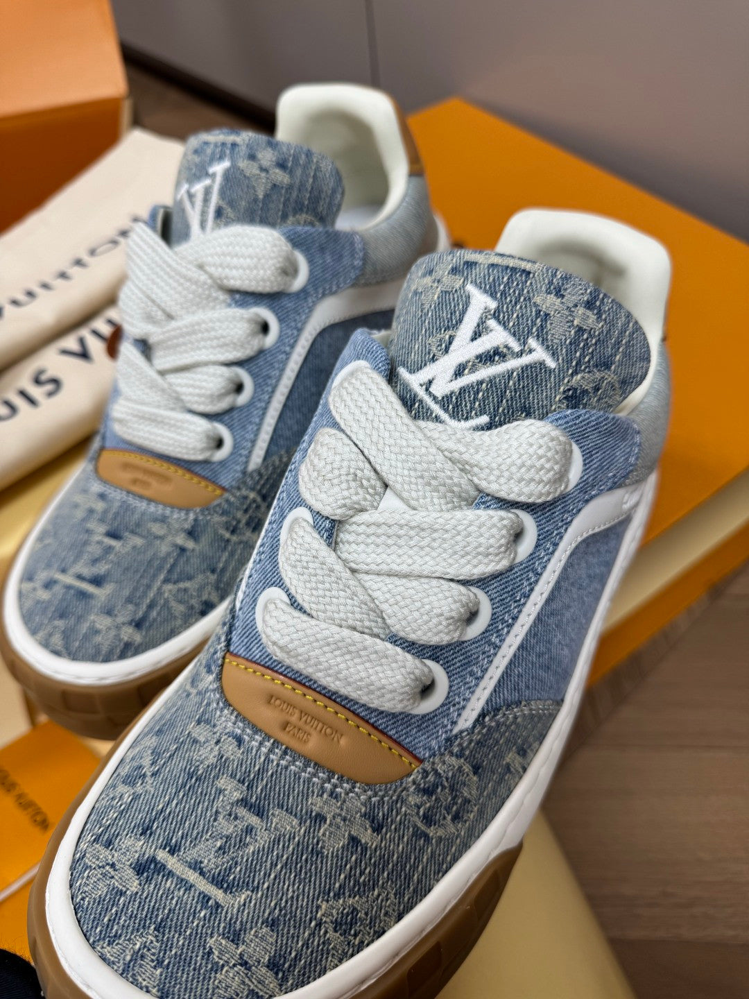 LOUIS VUITTON LV Tilted Sneaker Shoes #388719