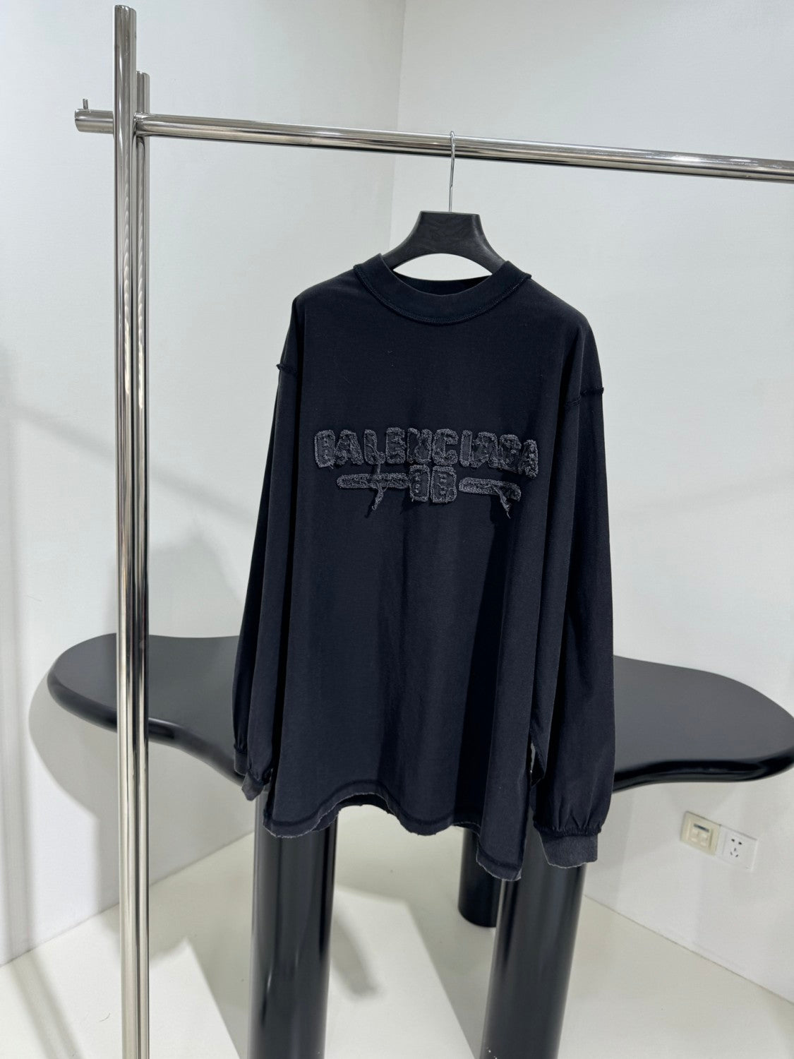 Balenciaga Men's Summer Applique Embroidery Letter Print Round Neck Solid Color Long Sleeve T-Shirt #75234
