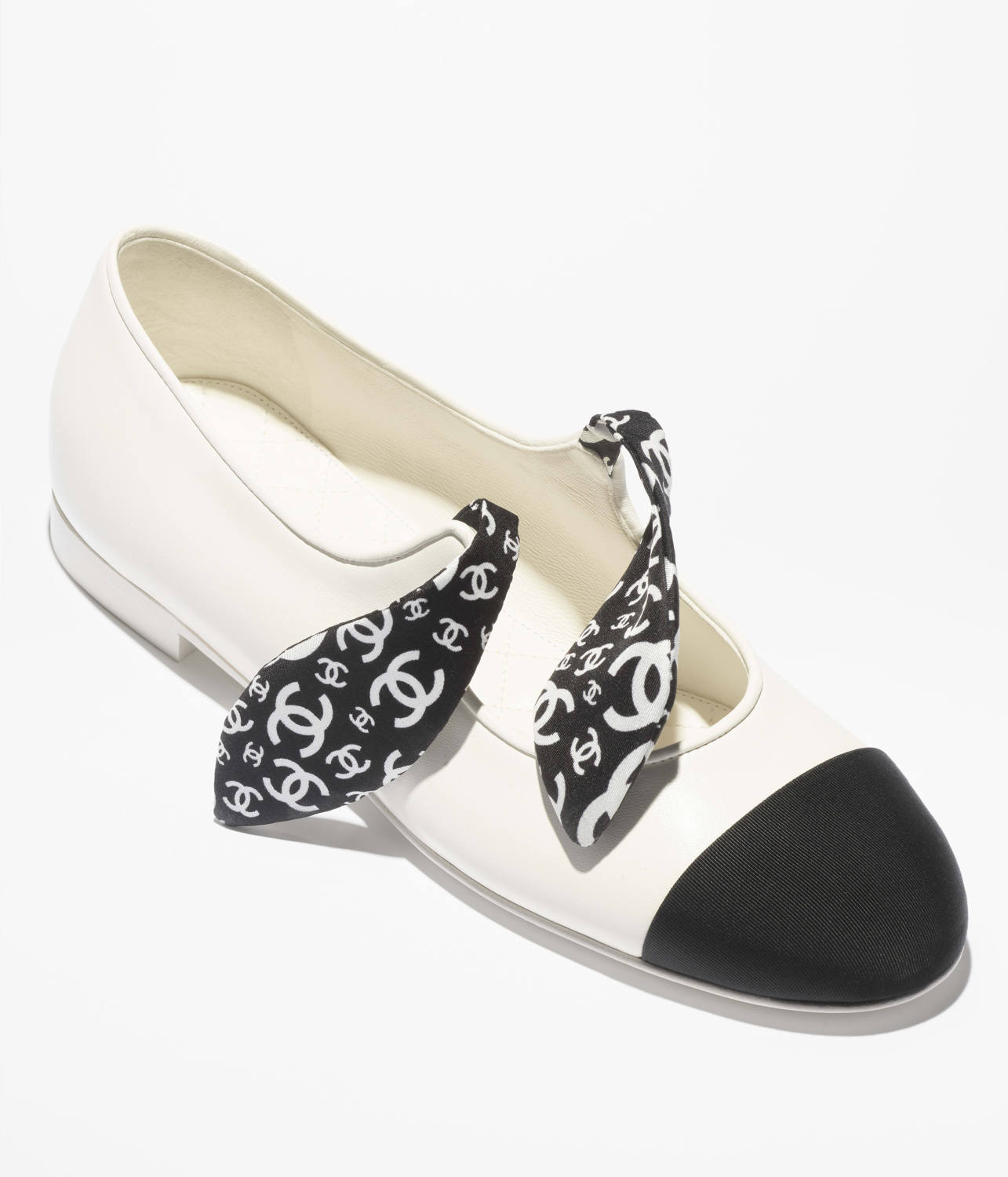 Chanel Mary Janes Lambskin Silk Grosgrain White Black #334248