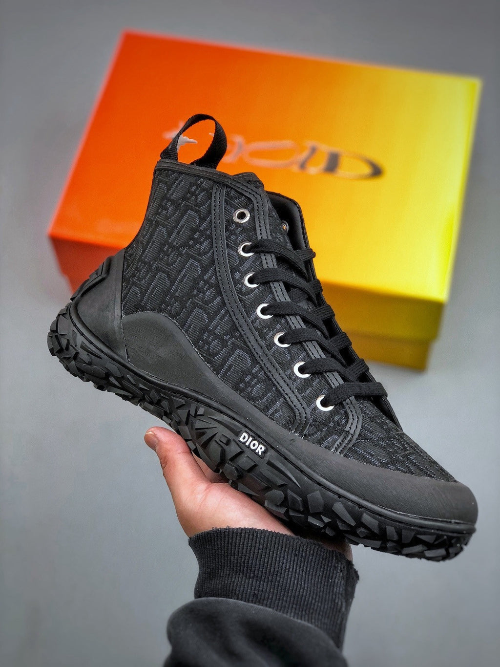 Dior Men's B28 Black Dior Oblique Jacquard and Rubber High Top Sneakers Trainers #335983