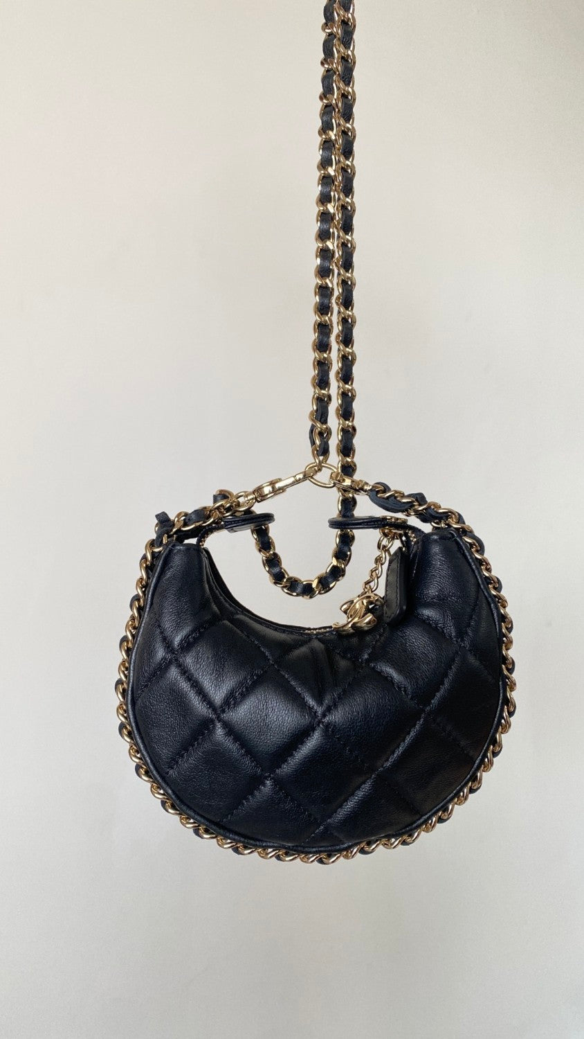 Chanel Diamond Chain Moon Bag Fashionable and Versatile Shoulder Crossbody Bag #332644