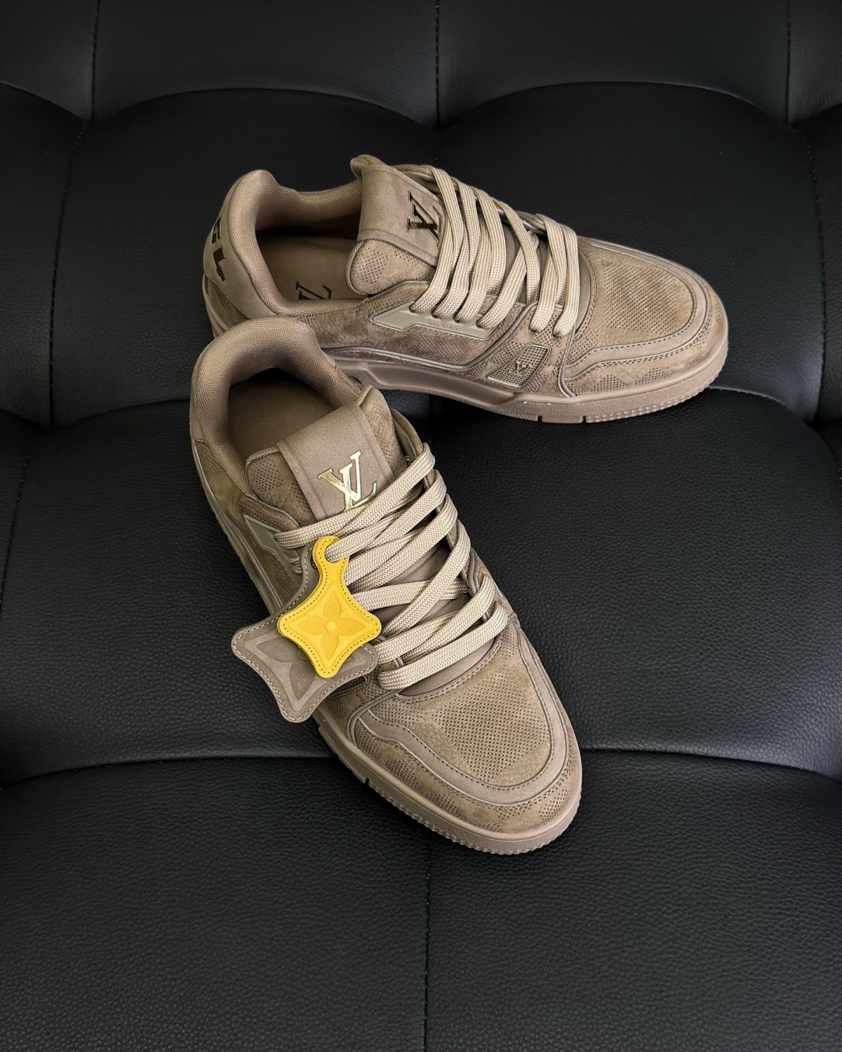 Louis Vuitton LV Trainer Men's Four Seasons Solid Color Cowhide Low-top Lace-up Flat Casual Shoes #76661