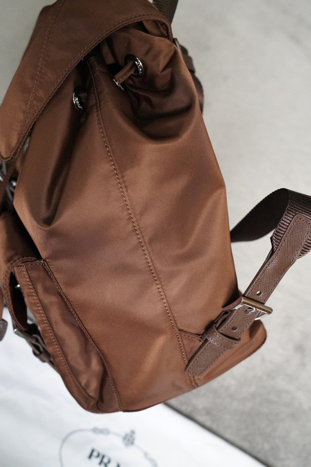 Prada Medium Re-nylon Backpack Coffee Brown Multi-pocket Fashion Backpack Casual Bag Bags1bz811_rv44_f0038_v_otm #82283A