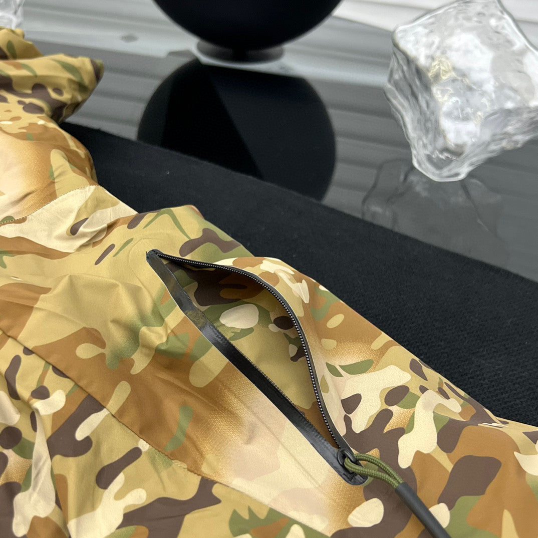 Arcteryx Men's Camouflage Hooded Fitted Zip Puffer Down Jacket #97196