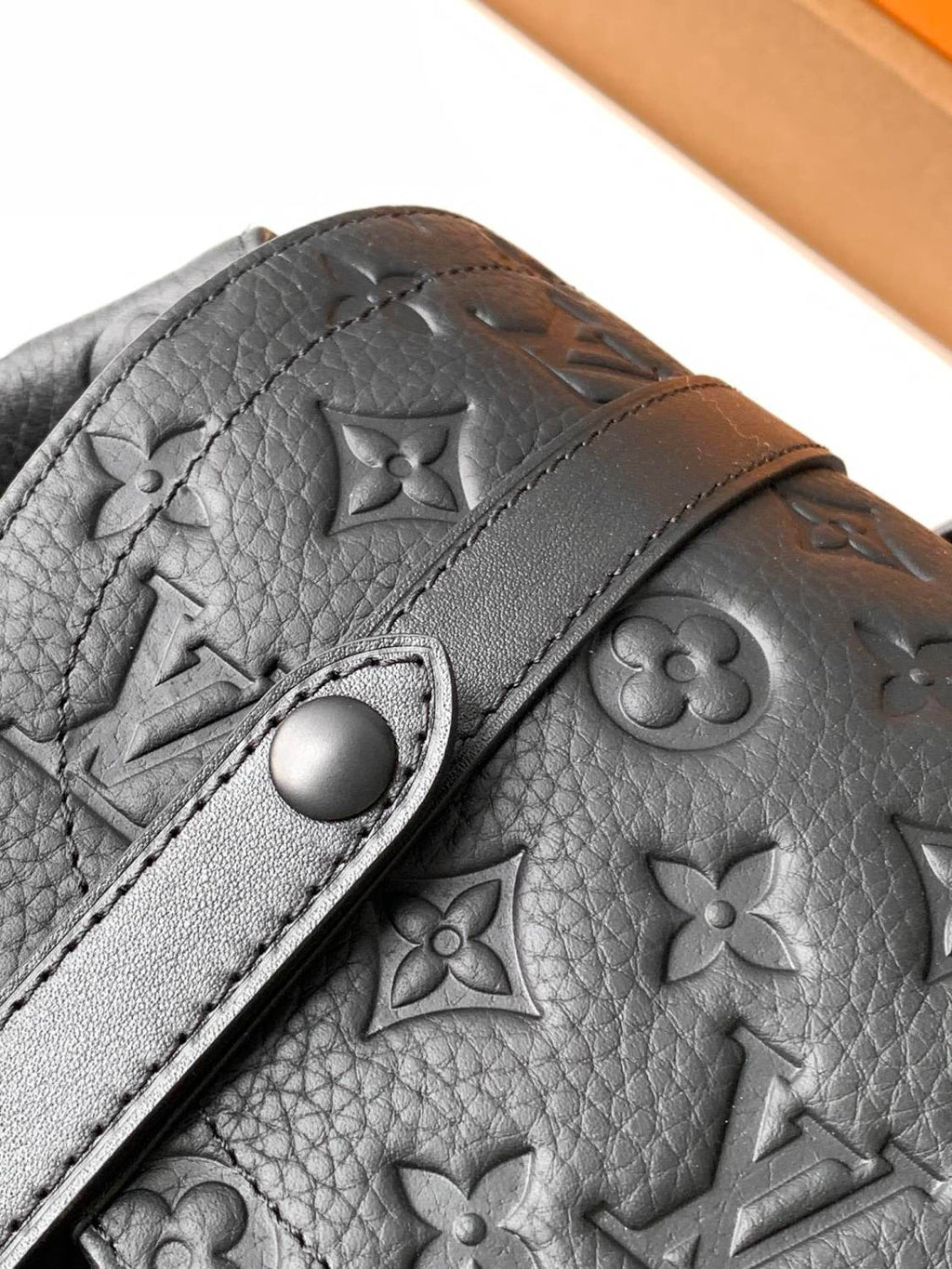 Louis Vuitton Christopher Men's Black Dark Logo Printed Drawstring Flap Closure Cowhide Leather Backpack Shoulder Bag Bags #77954