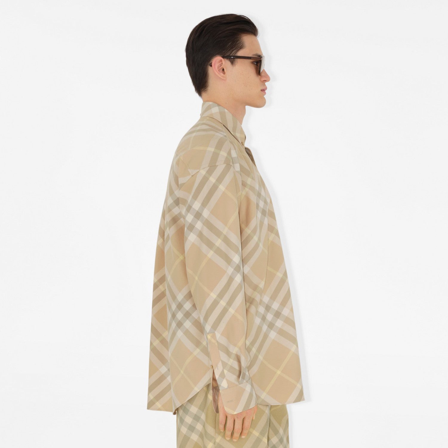 Burberry Men's Spring And Autumn New Retro Plaid Cotton Shirt Color Blocking Single-breasted Lapel Button Down Shirt  #71363