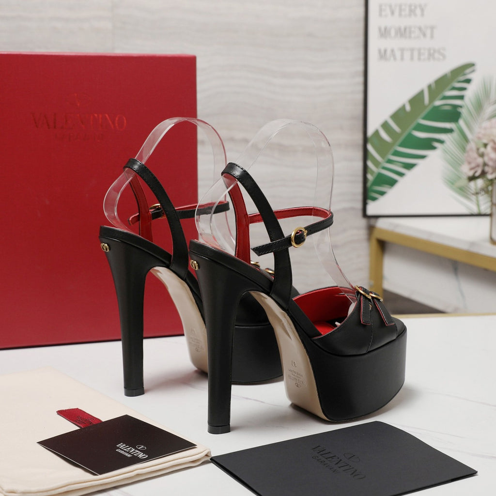 Valentino Round Toe Patent Leather High Heel Sandals 15.5CM #379994