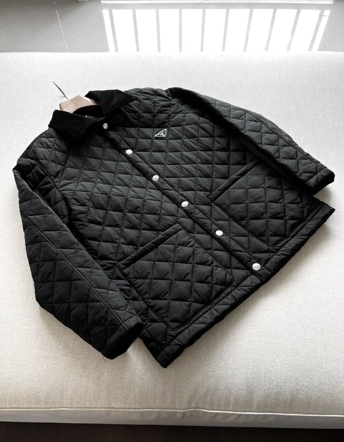 Prada Men's Autumn and Winter Solid Color Nylon Quilted Single Breasted Long Sleeve Puffer Down Jacket #73918