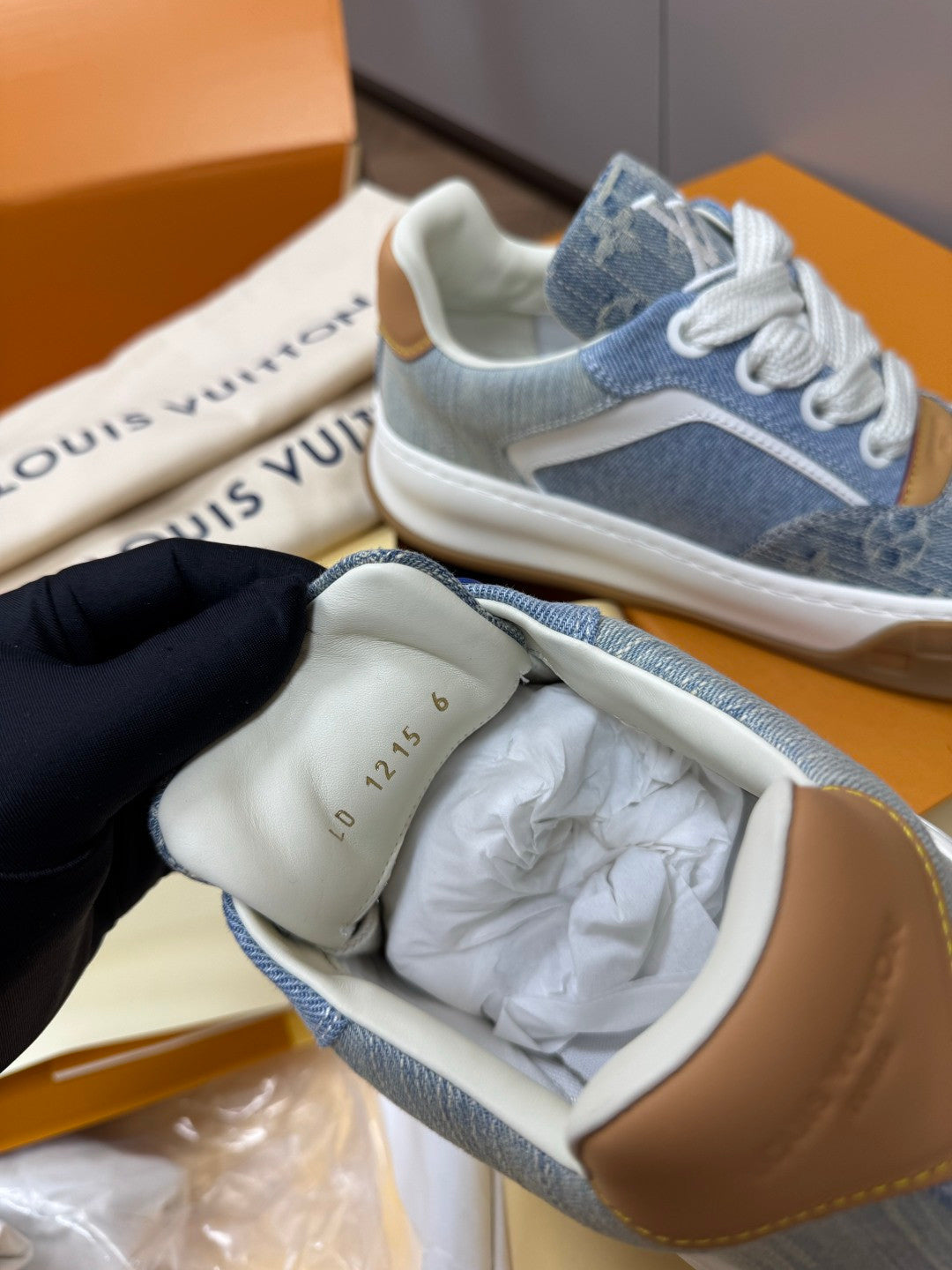 LOUIS VUITTON LV Tilted Sneaker Shoes #388719