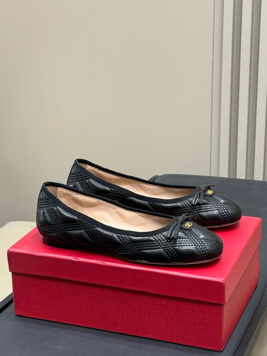 Valentino Garavani Leather Ballerinas #336893