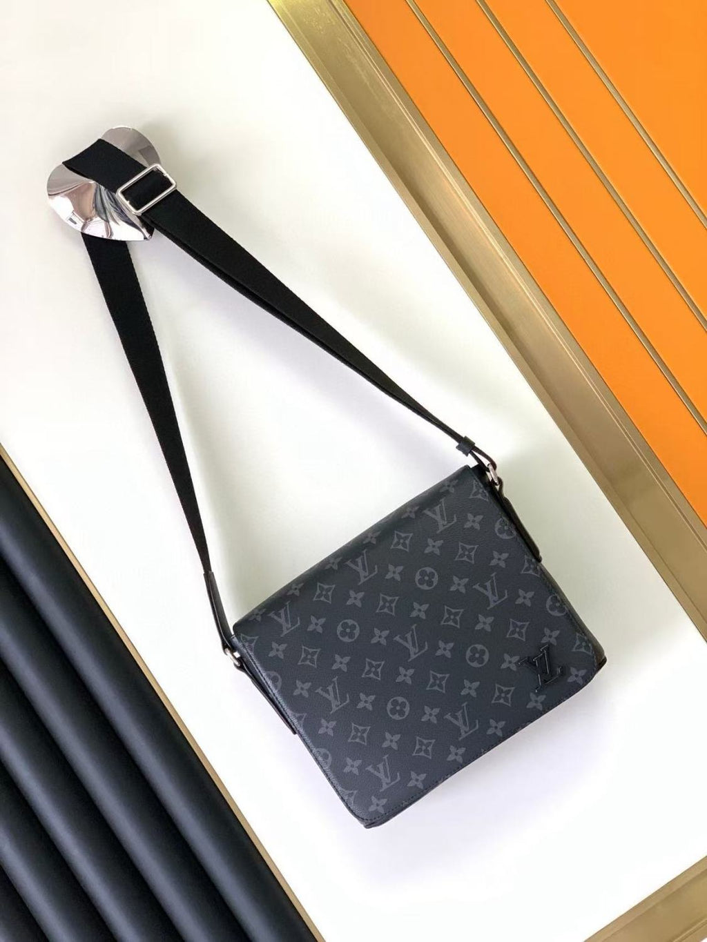 LOUIS VUITTON District Series Men's Blue-Grey with Black Monogram. Adjustable Shoulder Strap. Painted Single Shoulder/Crossbody Bag M44000/M44001 #81933L