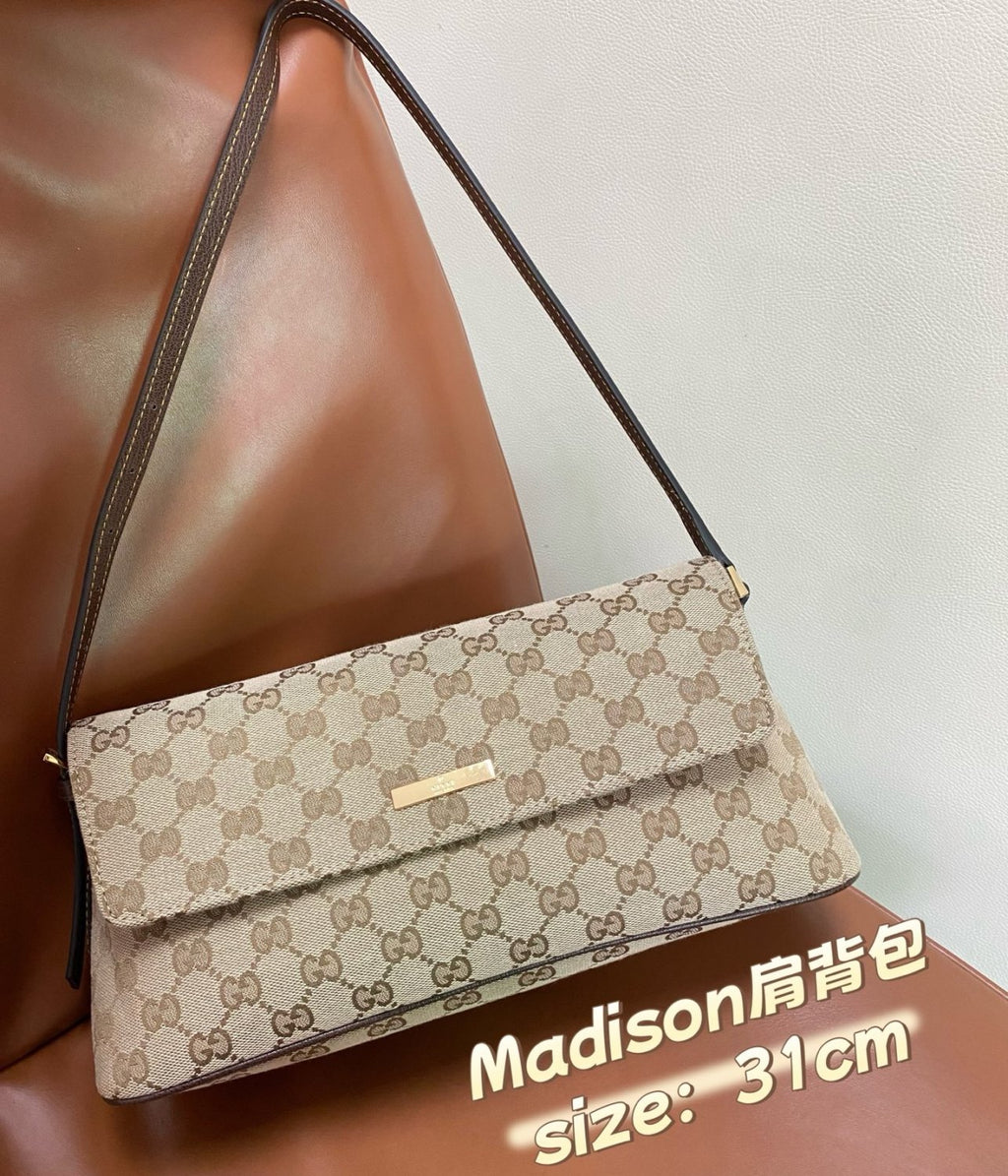 GUCCI Madison Medium Shoulder Bag in Blue GG Denim #383858