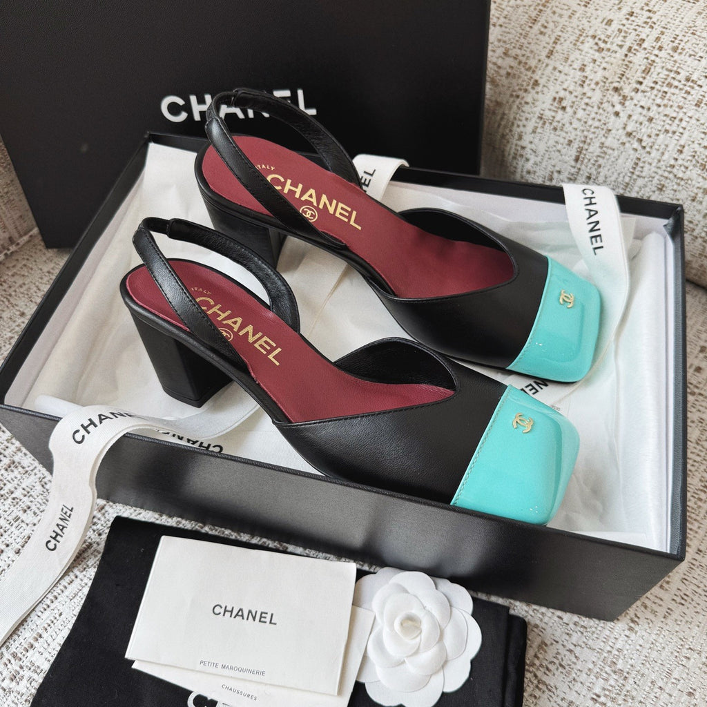 CHANEL Pumps Lambskin Patent Calfskin Black Green 6.5 CM #380111