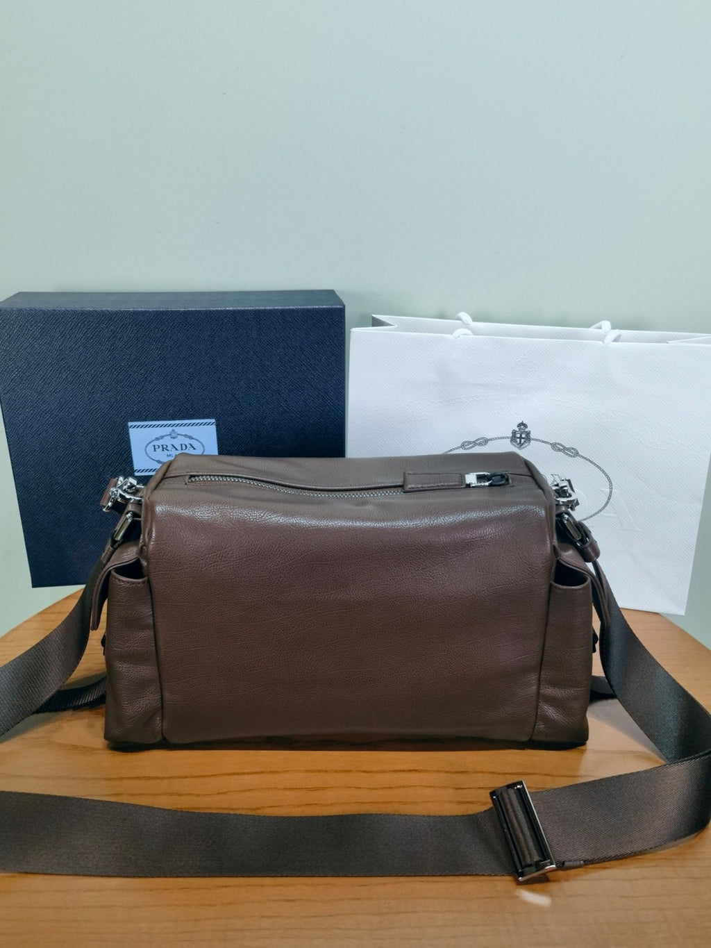Prada Explore Re-nylon And Cowhide Leather Handbags New Messenger Bag Stylish Sporty Large-capacity Single-shoulder Crossbody Zipped Explore Bags 2VH206_2DW3_V_OOO #82927A
