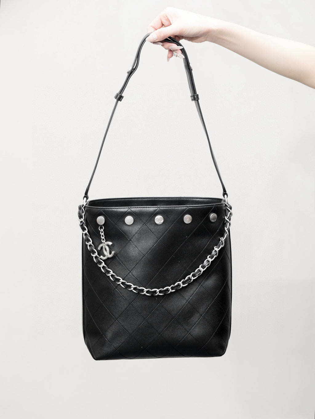 Chanel Women's Letter Logo Lattice Drawstring Closure Calfskin Mini Shoulder Crossbody Bag Bags #75892