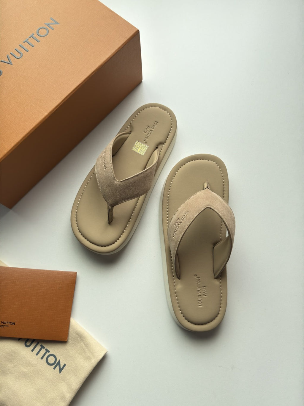Louis Vuitton LV Flip Thong Shoes #387886