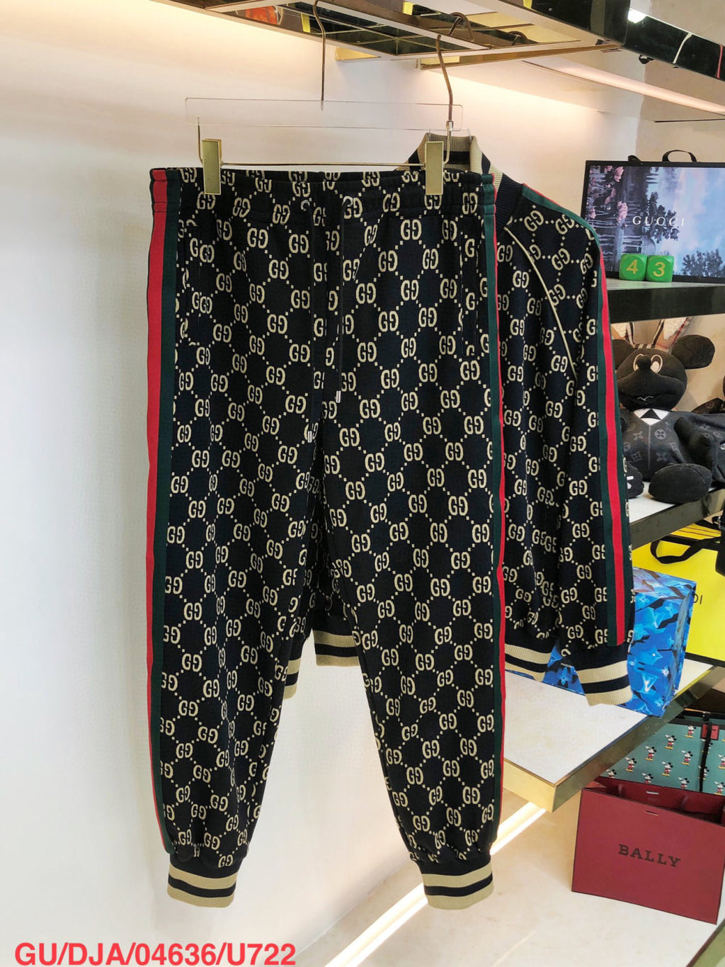 Gucci  Men's GG Jersey Cotton Jogging Fall/Winter Knit Hooded Pullover Sweatshirt Sweatpants Pants Set Suit #97189