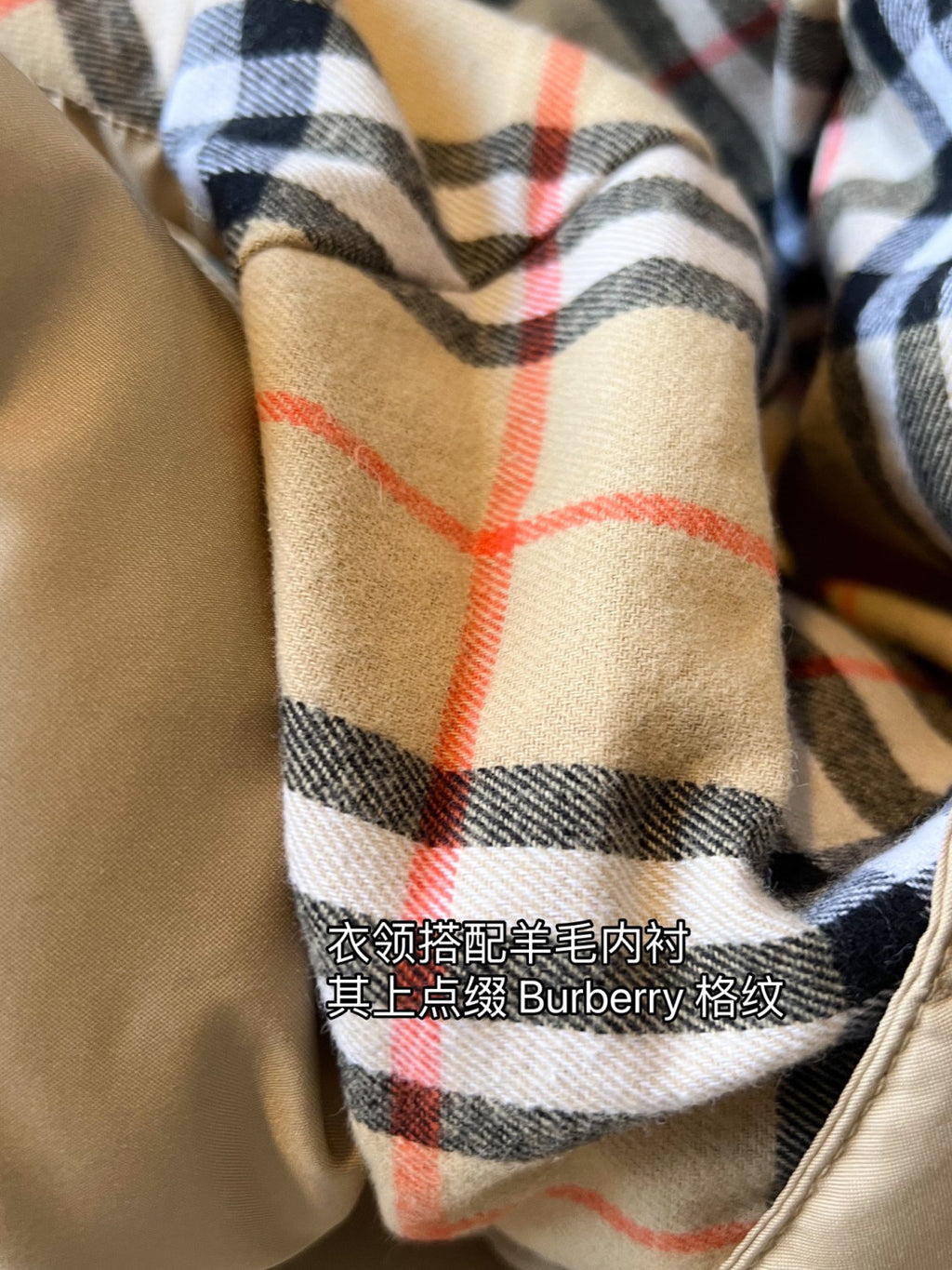 Burberry Detachable Sleeve Puffer Jacket in Flax Men's Nylon #335005