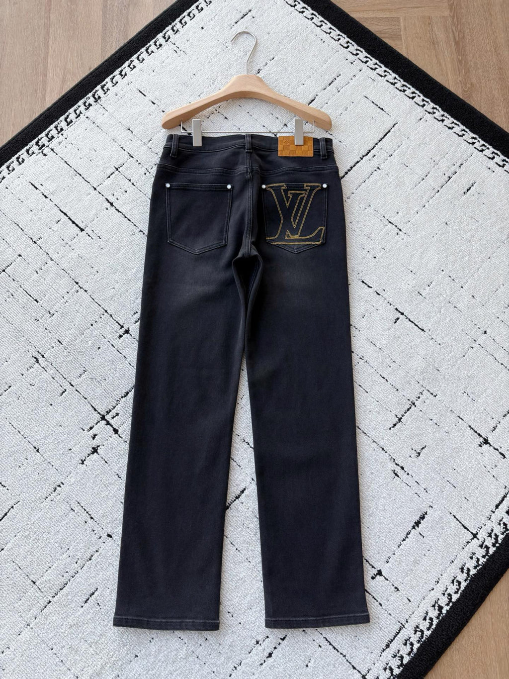 LOUIS VUITTON LV Skate Denim Pants #377911