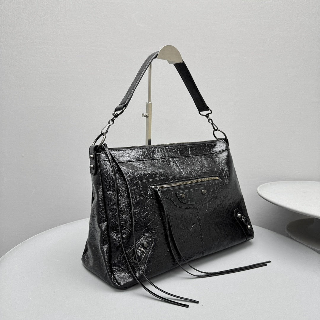 Balenciaga LE CITY MOTO Men's And Women's Fashion Solid Color Leather Zipper Closure Large Capacity Adjustable Shoulder Strap Biker Bag Travel Tote Shoulder Bag Bags 8461862ABEK1000 #79568