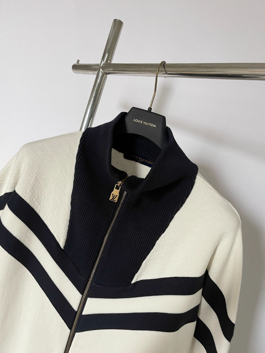 Louis Vuitton Men's Spring and Autumn Colorblocking Standing Lapel Knit Long Sleeve Zipper Jacket #76231