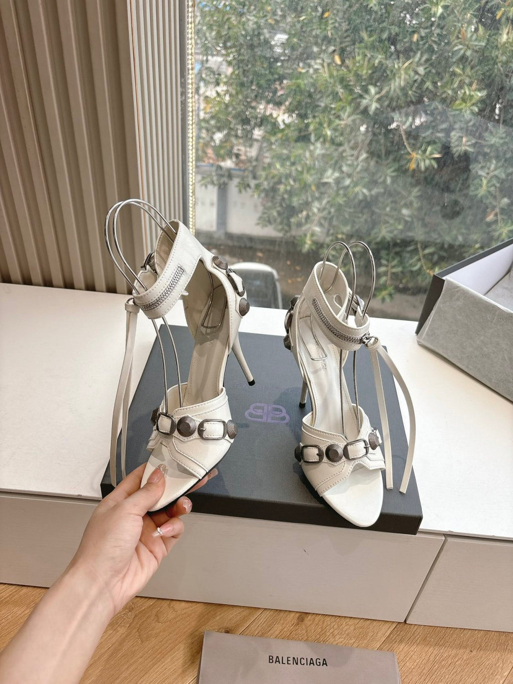 Balenciaga Cagole High Heeled Sandals Women's Spring And Summer Fashion Metal Rivets High Heeled Leather Shoes #81237