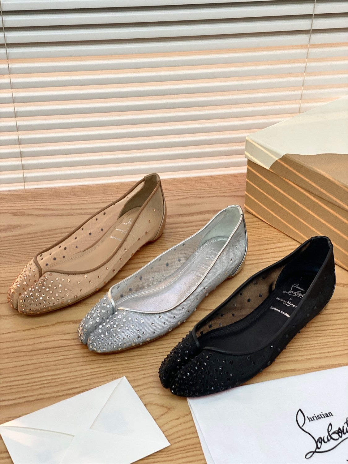 Christian Louboutin X Maison Margiela Women's Spring And Summer New Mesh Temperament Rhinestone Split Toe Flat Shoes Versatile Ballet Shallow Mouth Single Shoes Ngvp #1494
