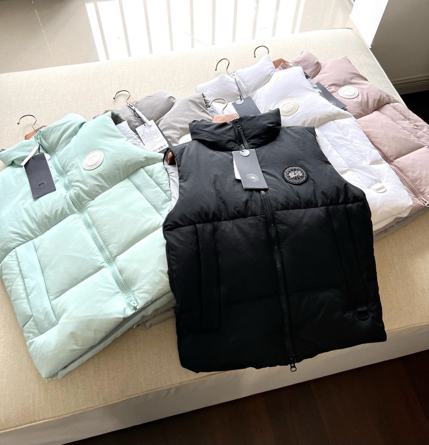 Canada Goose Men's Autumn and Winter Solid Color Logo Label Standing Collar Down Zipper Vest Jacket #73692