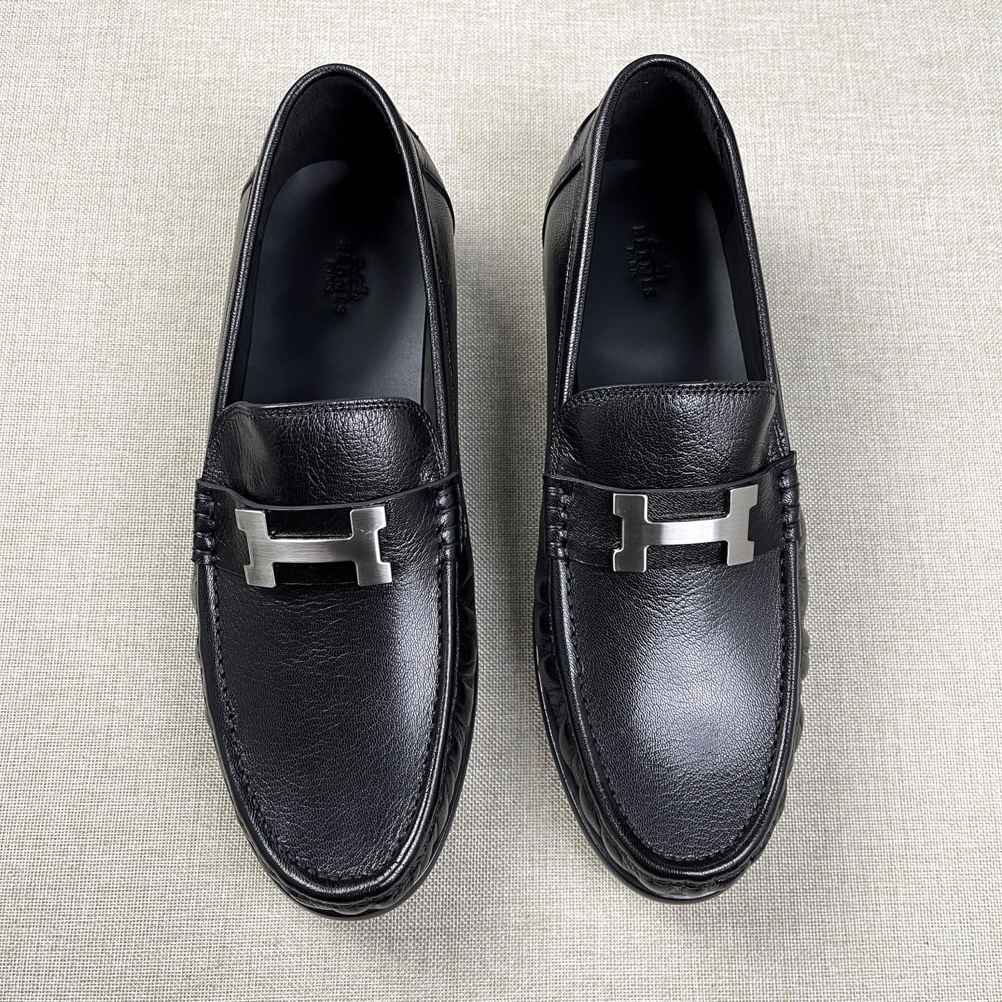 Hermes Men's Fall/Winter Fashion Classic Solid Color Leather Round Toe Slip On Logo Low Top Flat Leather Shoes #78922