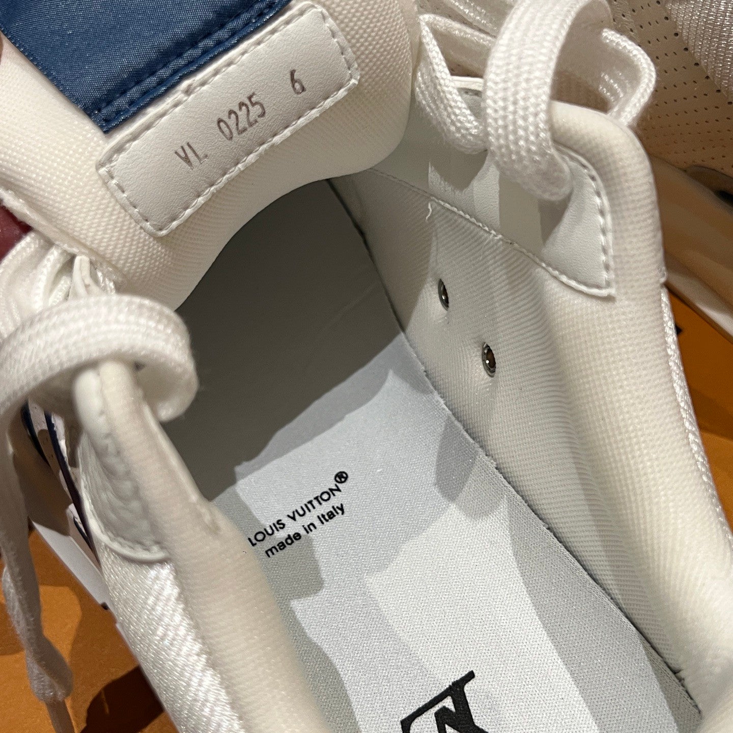 LOUIS VUITTON LV Classic Sneaker#387875