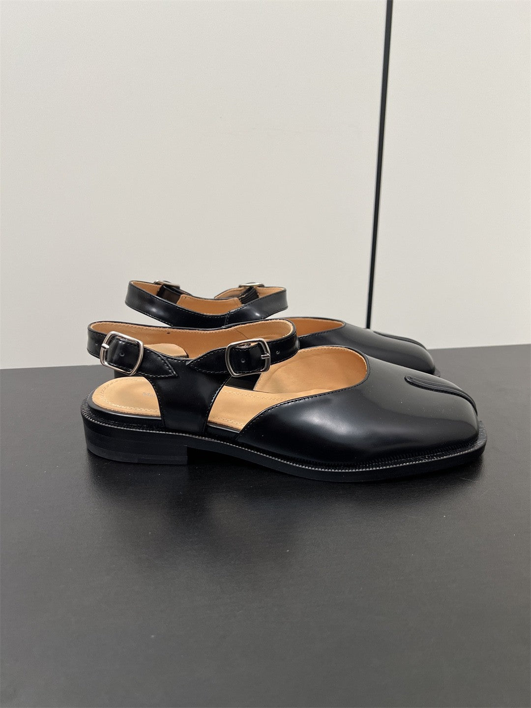 Maison Margiela Tabi Sandals in Black #333695