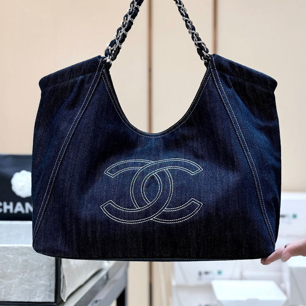 Chanel Women's Spring/summe Vintage Denim Shopping Tote Bag Deep Blue Chain Large Capacity Bag With Elegant Leisure And Vacation Beach Accessories #82668A